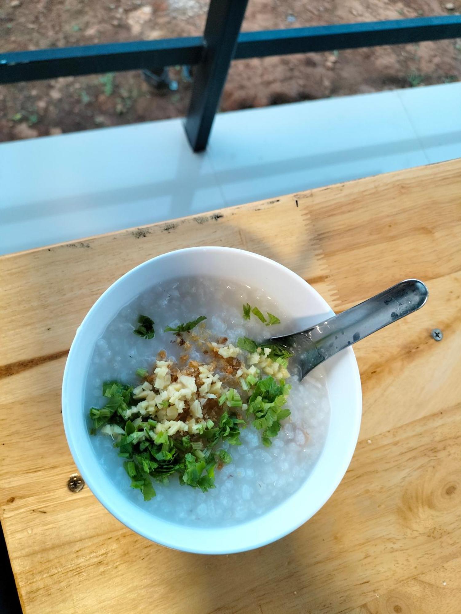 สวนไร่รุ่งอรุณ Suan Rai Rungarun Hotel Ban Na Pa Paek Екстериор снимка